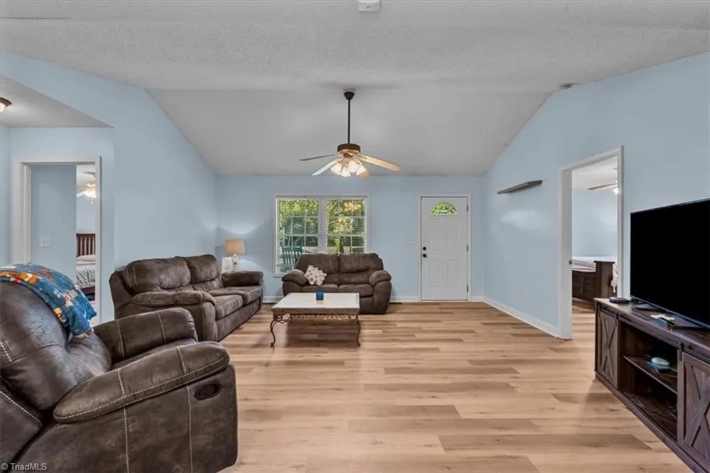 2279 Regency Drive Randleman, NC 27317