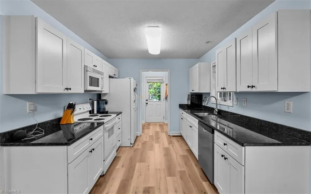 2279 Regency Drive Randleman, NC 27317