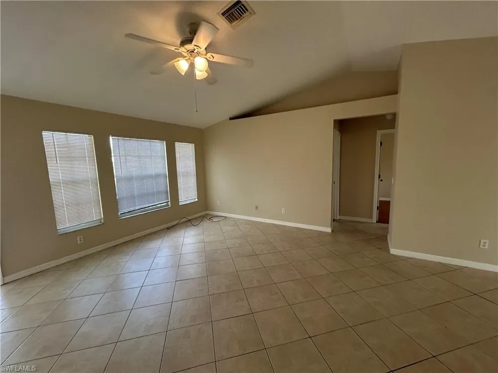 17 NE 16th Place Cape Coral, FL 33909