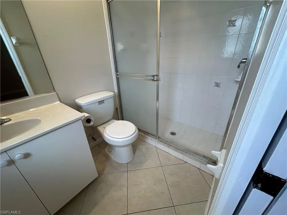 17 NE 16th Place Cape Coral, FL 33909