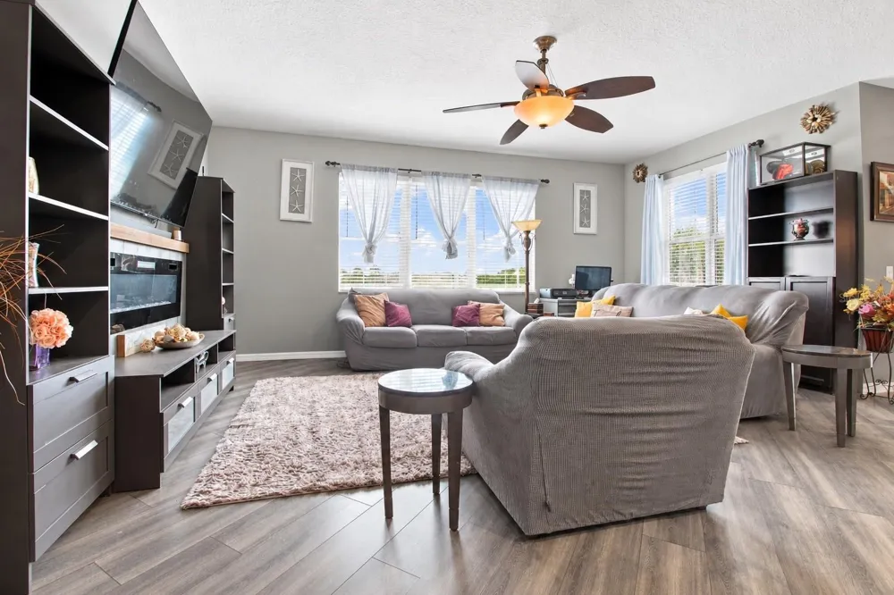 5321 SANDY SHELL DRIVE Apollo Beach, FL 33572