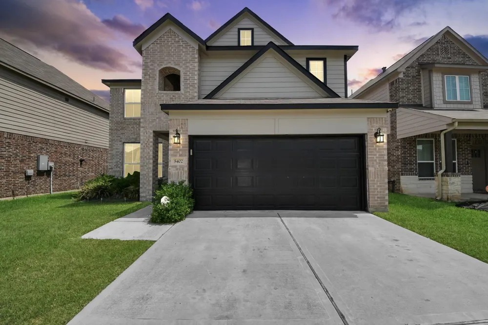 8402 Northern Pintail Drive Hockley, TX 77049