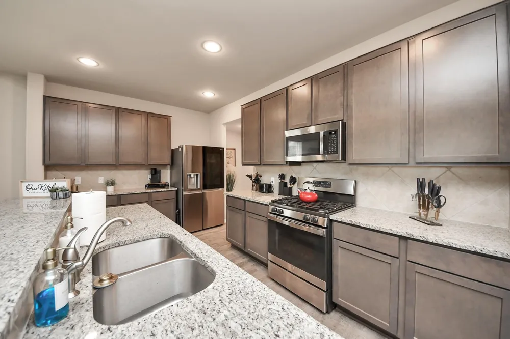 8402 Northern Pintail Drive Hockley, TX 77049