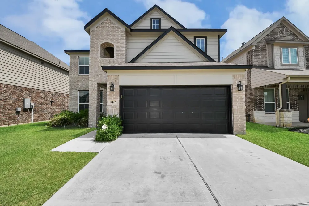 8402 Northern Pintail Drive Hockley, TX 77049