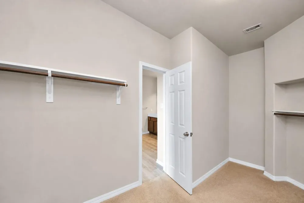 8402 Northern Pintail Drive Hockley, TX 77049