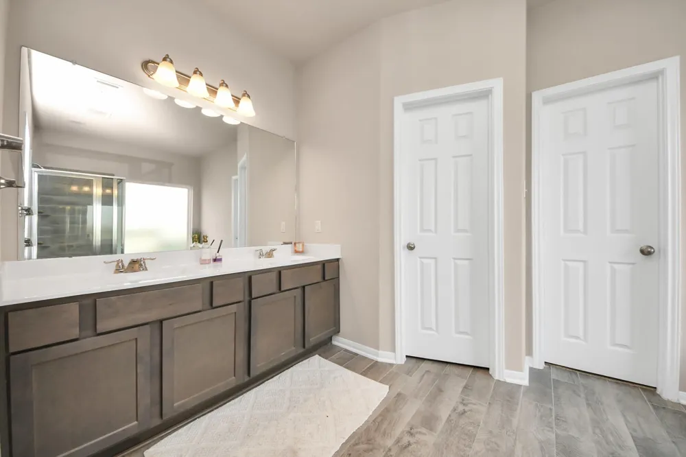 8402 Northern Pintail Drive Hockley, TX 77049