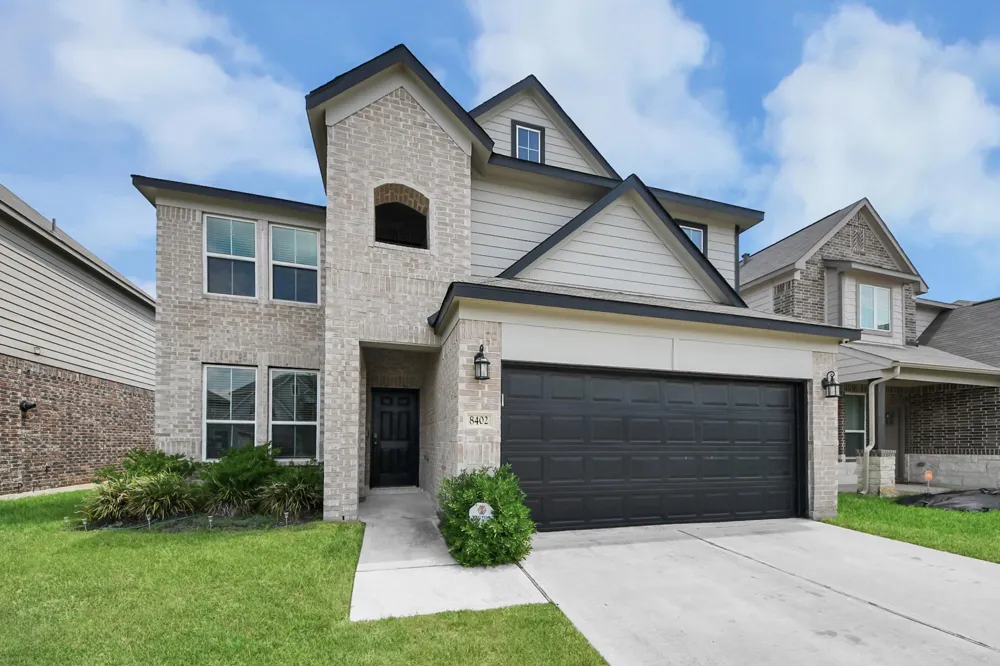 8402 Northern Pintail Drive Hockley, TX 77049
