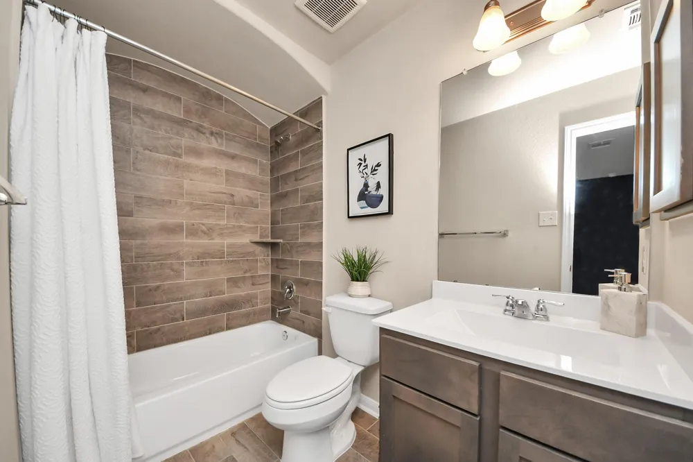 8402 Northern Pintail Drive Hockley, TX 77049