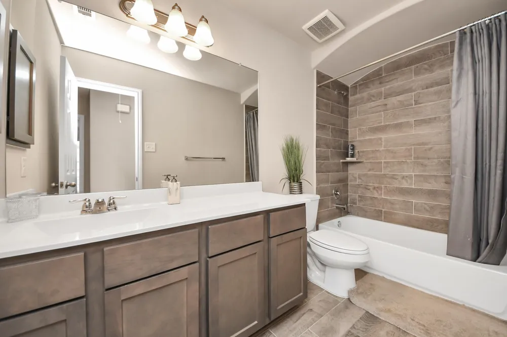 8402 Northern Pintail Drive Hockley, TX 77049