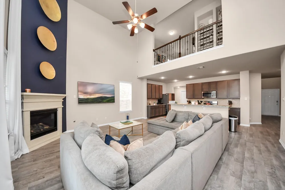 8402 Northern Pintail Drive Hockley, TX 77049