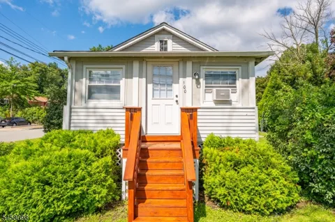 100 Ridgedale Ave