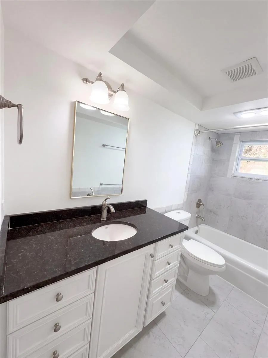 145 DARTMOUTH DRIVE NW Port Charlotte, FL 33952