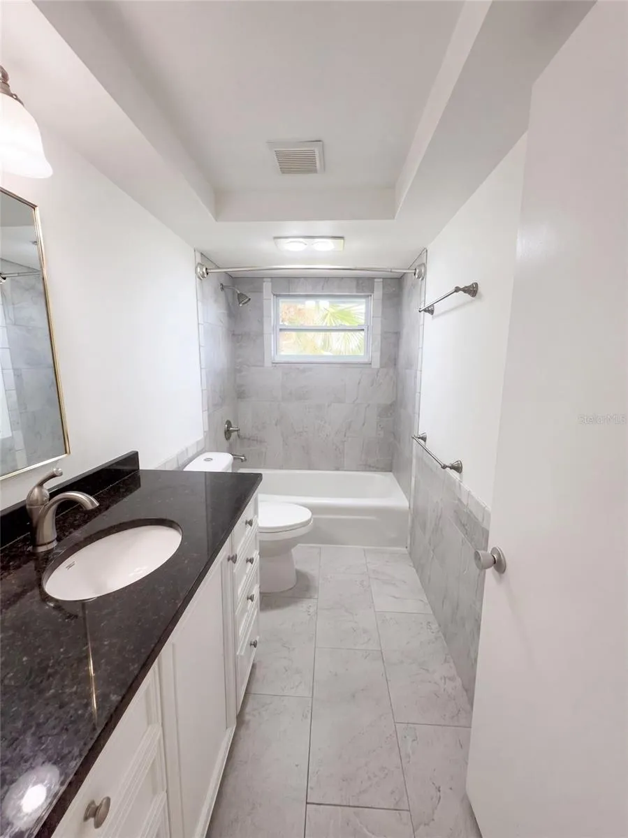 145 DARTMOUTH DRIVE NW Port Charlotte, FL 33952