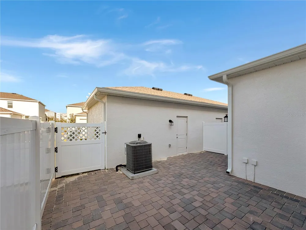 2212 RED SUN STREET Apopka, FL 32703