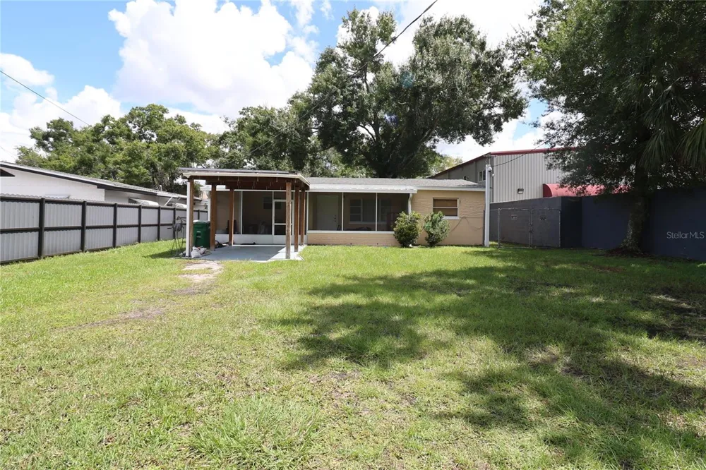 4617 CLARK AVENUE Tampa, FL 33614