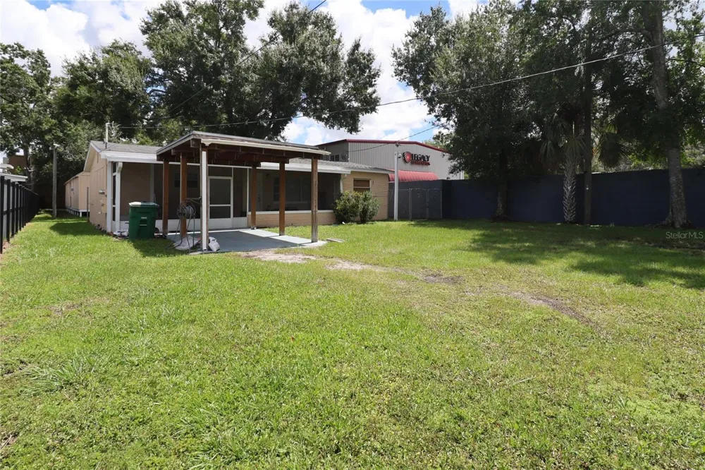 4617 CLARK AVENUE Tampa, FL 33614