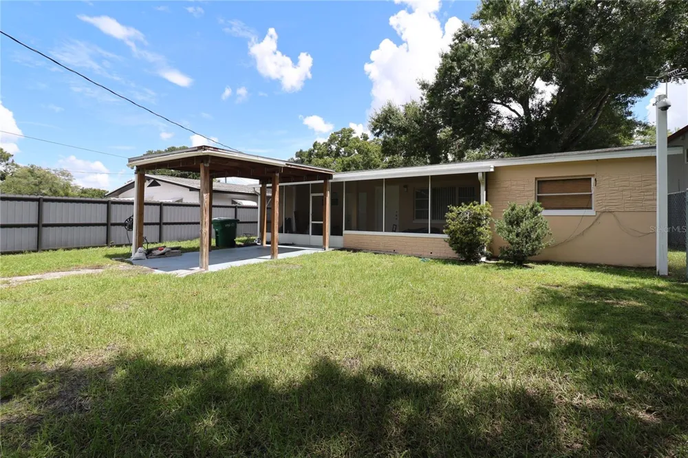 4617 CLARK AVENUE Tampa, FL 33614