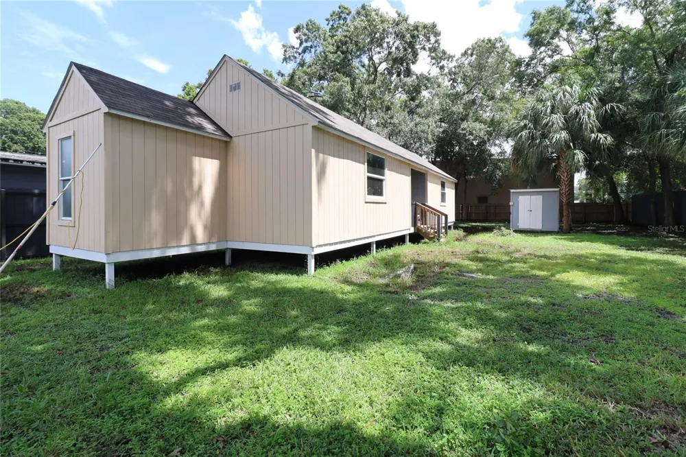 4617 CLARK AVENUE Tampa, FL 33614