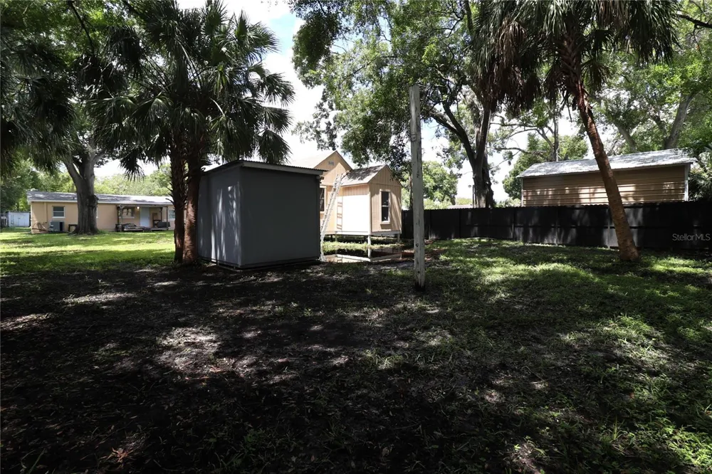 4617 CLARK AVENUE Tampa, FL 33614