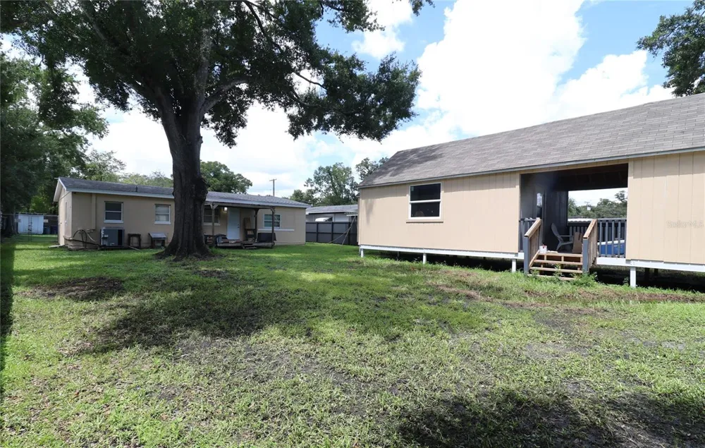 4617 CLARK AVENUE Tampa, FL 33614