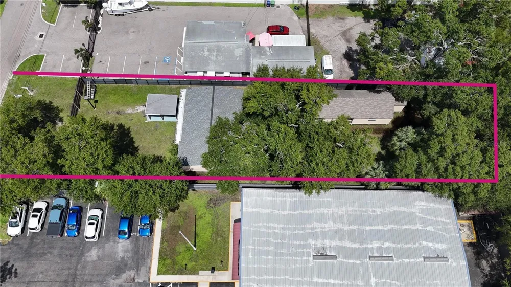 4617 CLARK AVENUE Tampa, FL 33614