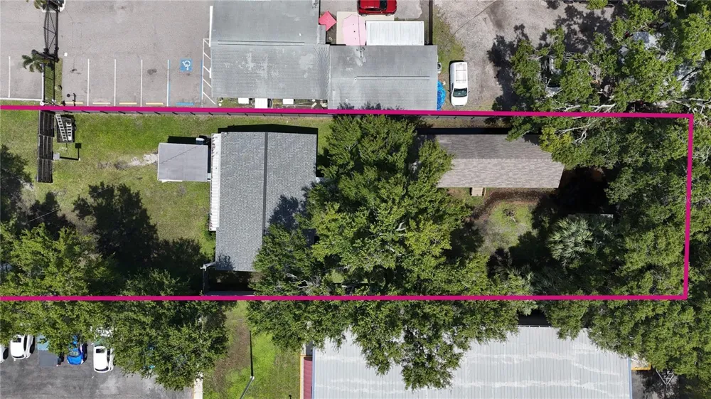 4617 CLARK AVENUE Tampa, FL 33614