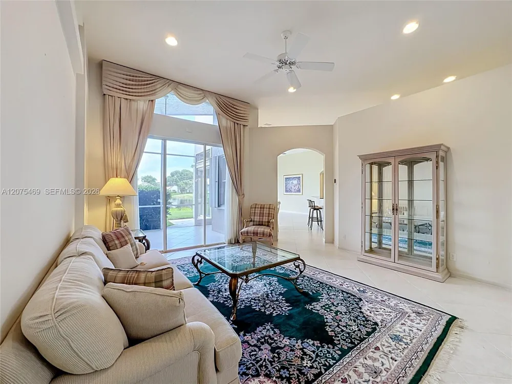 7463 W Falls Rd W Boynton Beach, FL 33437