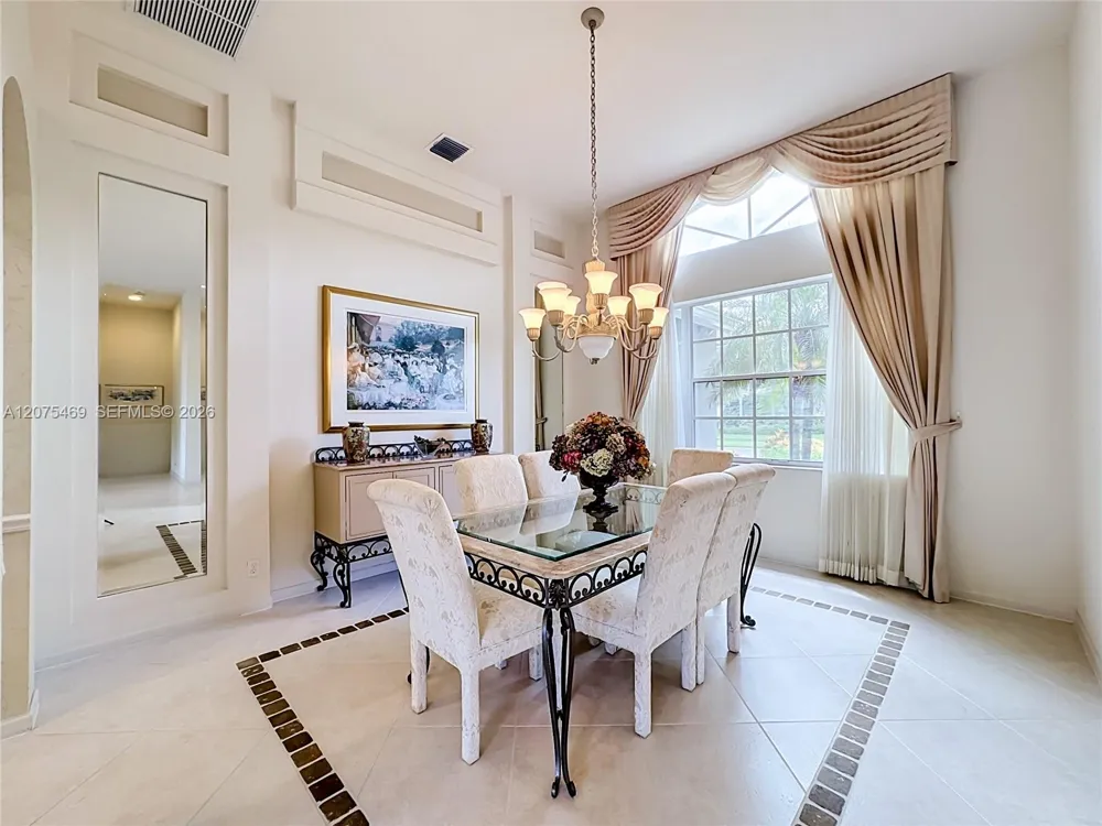 7463 W Falls Rd W Boynton Beach, FL 33437