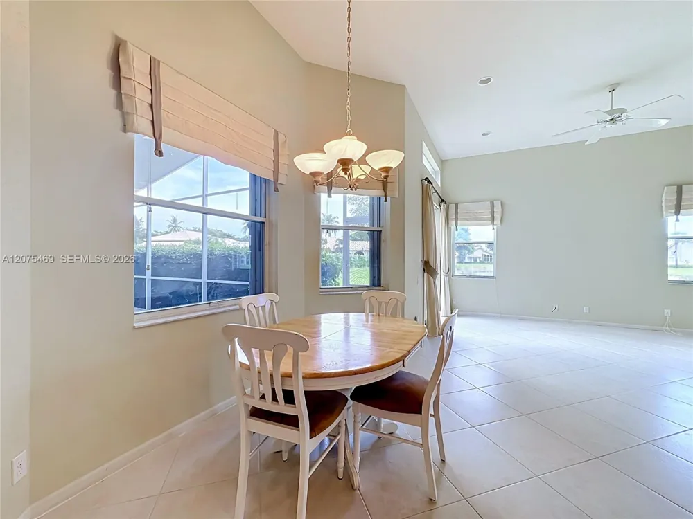 7463 W Falls Rd W Boynton Beach, FL 33437