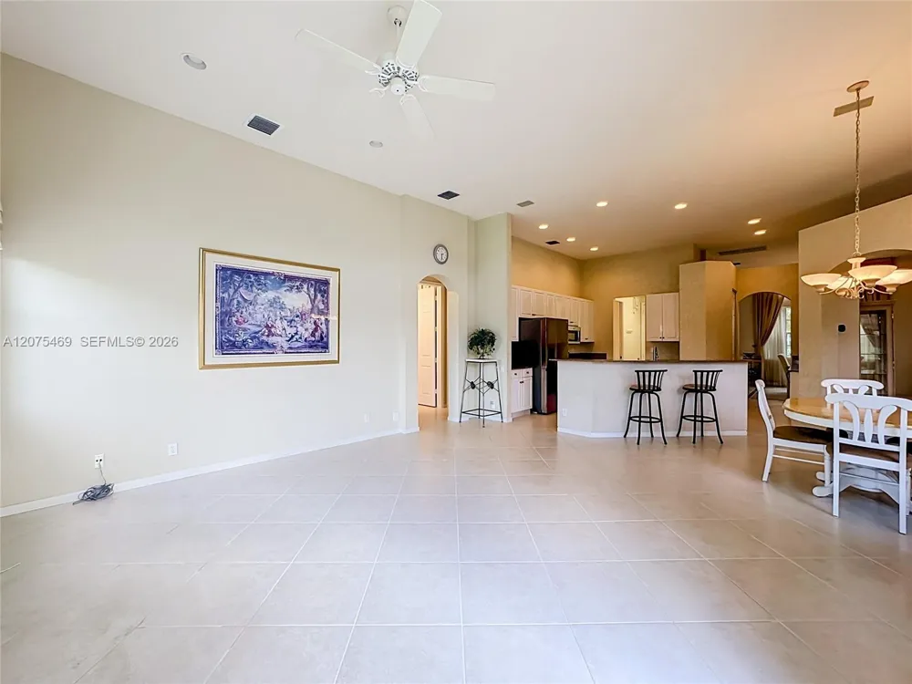 7463 W Falls Rd W Boynton Beach, FL 33437