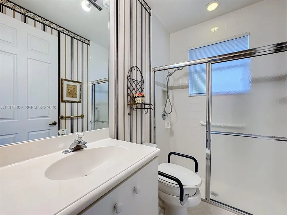 7463 W Falls Rd W Boynton Beach, FL 33437