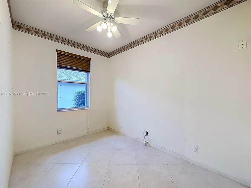 7463 W Falls Rd W Boynton Beach, FL 33437