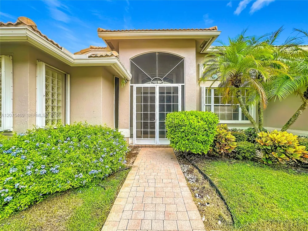7463 W Falls Rd W Boynton Beach, FL 33437
