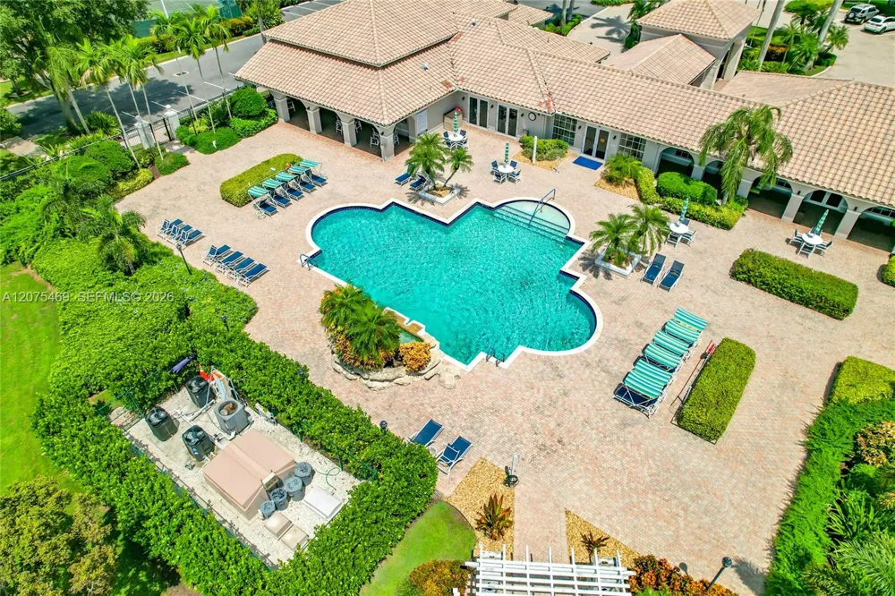 7463 W Falls Rd W Boynton Beach, FL 33437