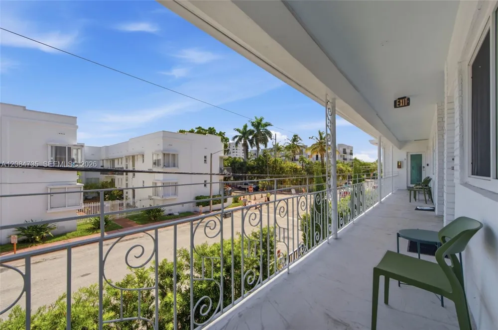 318 80th St #8 Miami, FL 33138