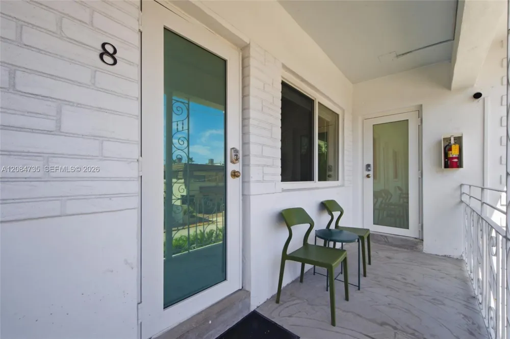 318 80th St #8 Miami, FL 33138
