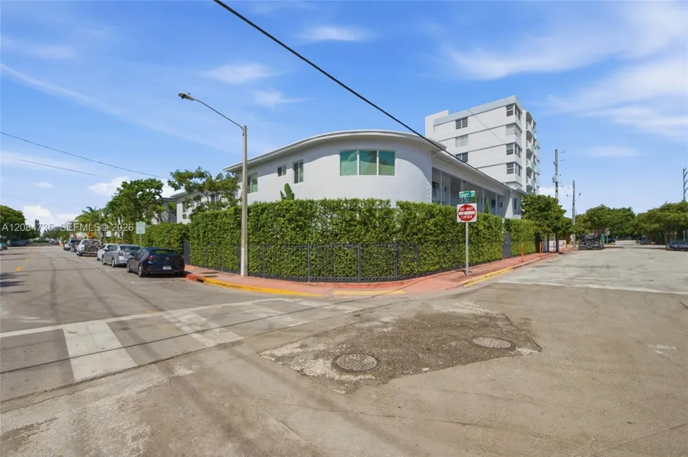 318 80th St #8 Miami, FL 33138
