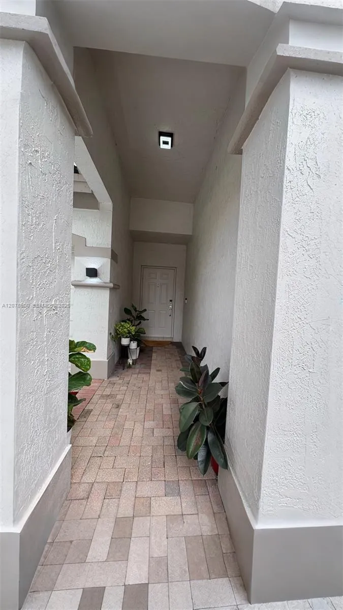 6691 NW 107th Ct #N/A Doral, FL 33178