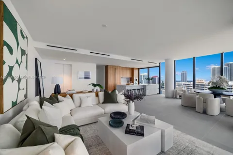 2000 S Ocean Dr #22A
