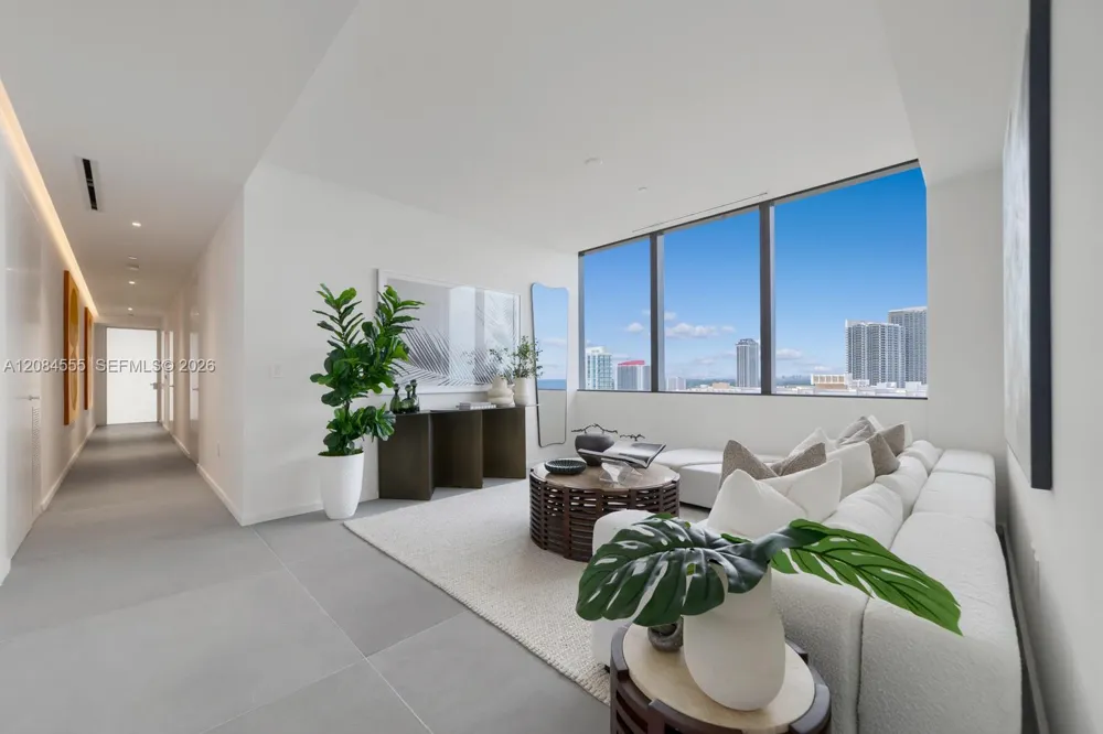 2000 S Ocean Dr #22A Hallandale Beach, FL 33009
