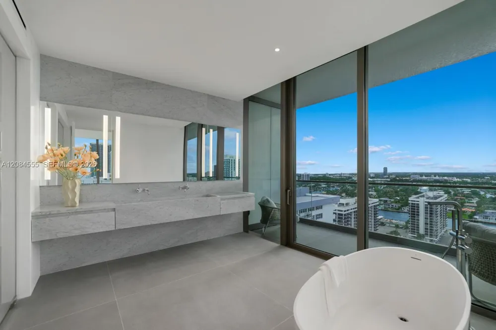 2000 S Ocean Dr #22A Hallandale Beach, FL 33009