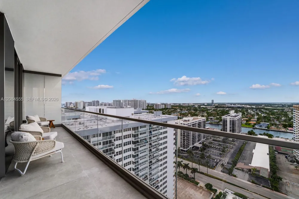 2000 S Ocean Dr #22A Hallandale Beach, FL 33009