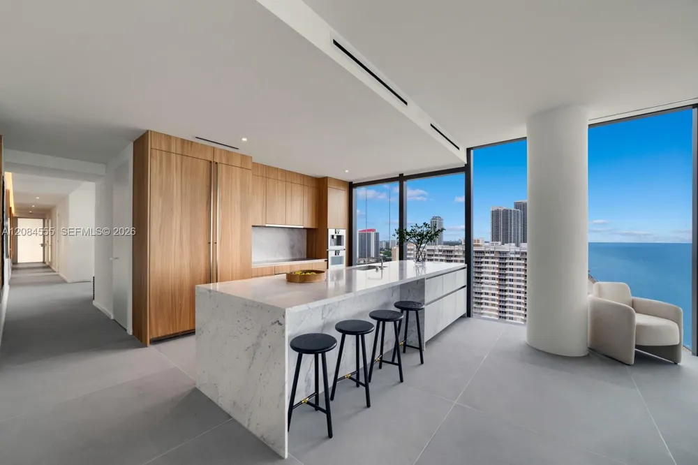 2000 S Ocean Dr #22A Hallandale Beach, FL 33009