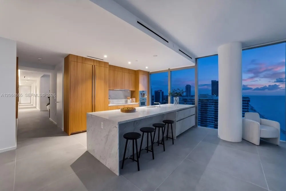 2000 S Ocean Dr #22A Hallandale Beach, FL 33009