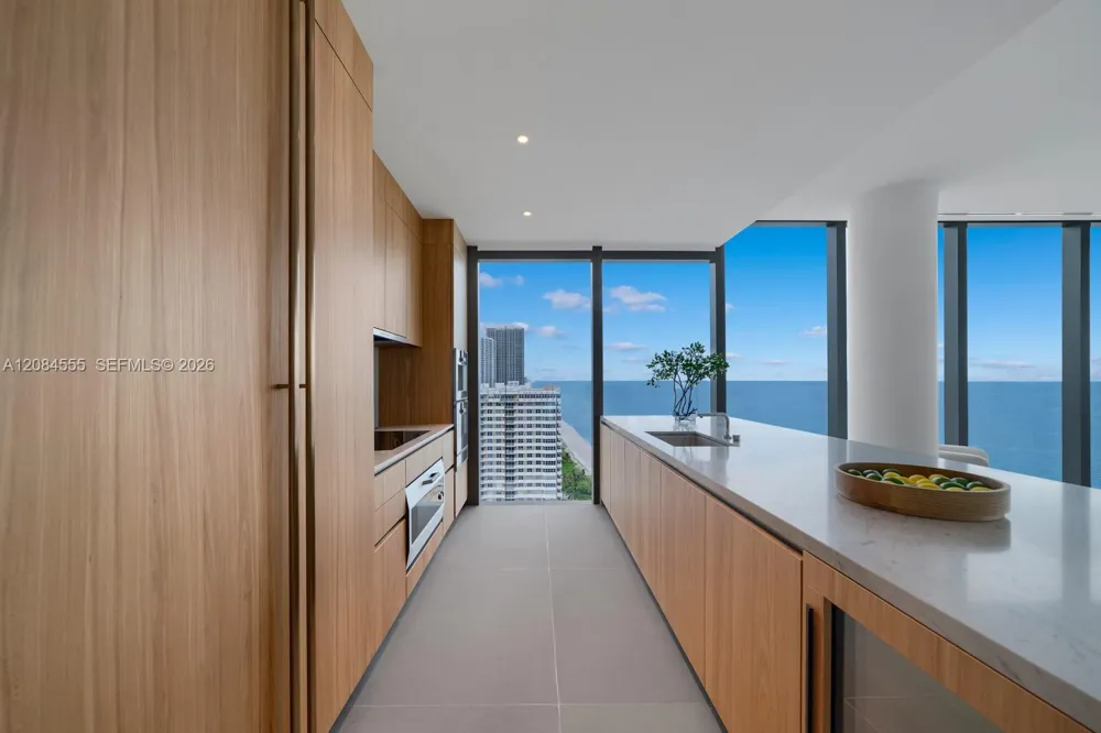 2000 S Ocean Dr #22A Hallandale Beach, FL 33009