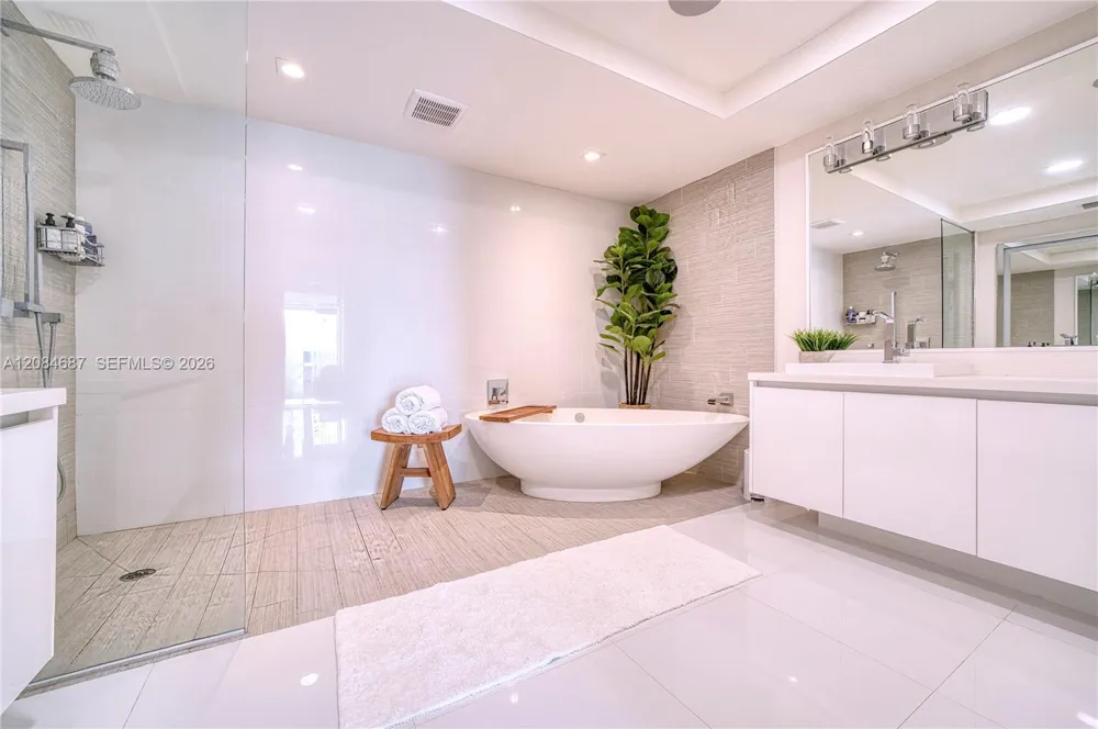 300 Sunny Isles Blvd #4-1701 Sunny Isles Beach, FL 33160