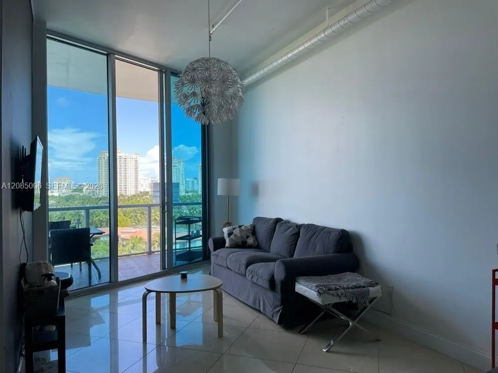 3029 NE 188th St #702 Aventura, FL 33180