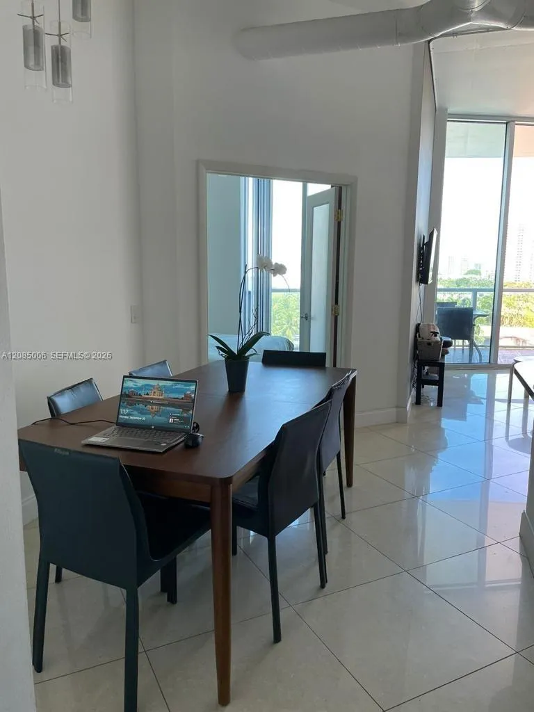 3029 NE 188th St #702 Aventura, FL 33180