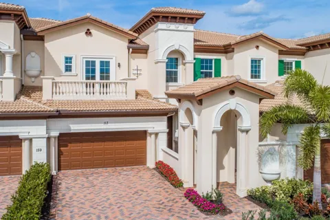 159 Tresana Boulevard #113