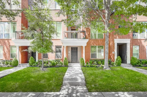 4411 Mckinney Avenue #4